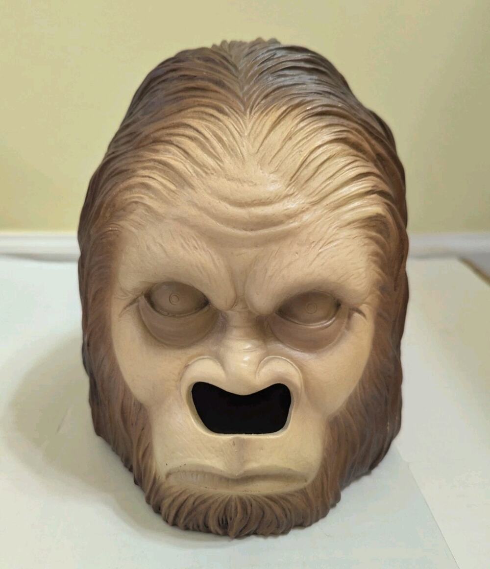Sasquatch Bigfoot Head Tissue Box Cover *READ* New Monkey Gorilla Primate